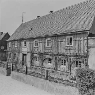 Göda Fachwerkhaus : Göda. Drogerie Theodor Mies, Umgebindehaus. Straßenansicht