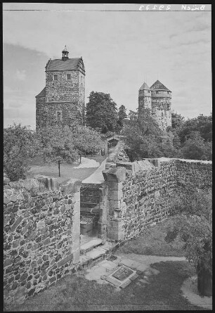 Stolpen. Grab der Gräfin Cosel und Seigerturm