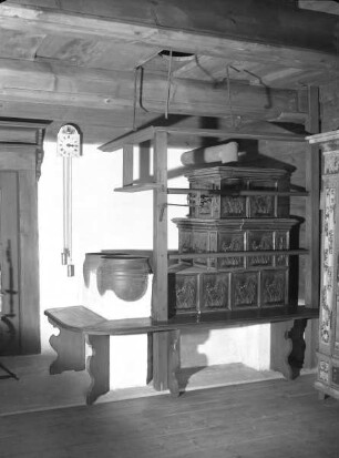 Holzvertäfelte Bauernstube
