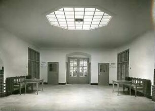 Fischer, Theodor; München - Westend, Bergmannstr.; Ledigenheim - Vorraum zum Tagesraum und Lesezimmer