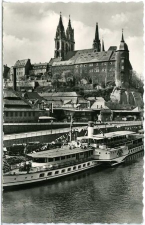 Meißen. Albrechtsburg und Dom - Dampfer Dresden