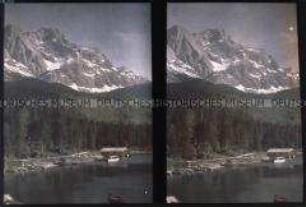 Blick auf den Eibsee unterhalb der Zugspitze