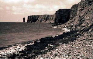 Helgoland: Steilküste, von unten