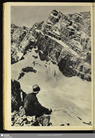 Die Ostwand der Watzmann-Mittelspitze vom Gipfel des kleinen Watzmanns aus