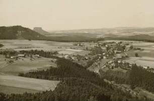 Gohrisch-Papstdorf-Kleinhennersdorf. Ortsansicht. Blick vom Kohlbornstein
