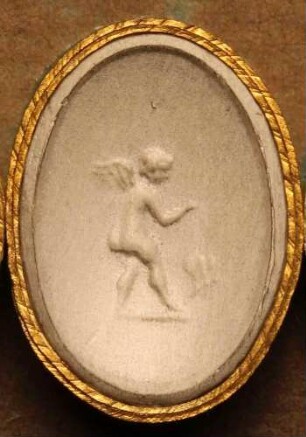 Cupido im Begriff, einen Schmetterling zu fangen (Daktyliothek, Das Alterthum nach Lippert und Visconti)