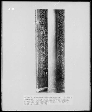 Ornamentierte Pfeilerplatten