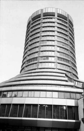Basel: Turmhaus Bank für Internationalen Zahlungsausgleich