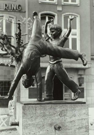 Düsseldorf, Radschlägerbrunnen auf dem Burgplatz