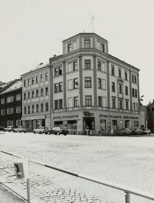 Wohn- und Geschäftshaus, Glauchau