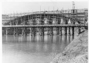 Neckarbrücke Beihingen, km 560,840 - 560,532 Lehrgerüst