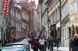 Prag - Gasse auf der Kleinseite : Gasse auf der Kleinseite. Aufgenommen in Prag 2004
