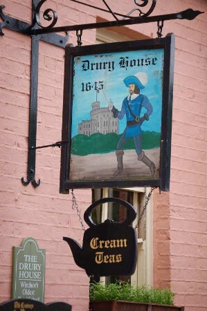 Wirtshausschild in Windsor