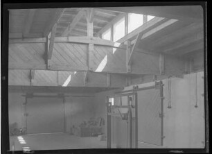 Ötlingen/Teck, Güterhalle