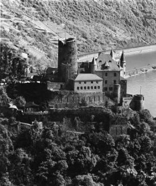 Sankt Goarshausen. Burg Katz (um 1371, Wiederaufbau 1896-1898)