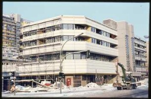 Baustelle an der Schlangenbader Straße