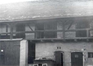 Bauernhof in Bluno : Bauwesen - Wirtschaftsgebäude und Gehöfte. Ort: Bluń / Bluno. Haus Nr. 8, Untermauertes Fachwerkwirtschaftsgebäude mit Galerie (unten Ställe, oben Kammern)