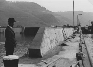 Schleusenmole Wintrich/Mosel