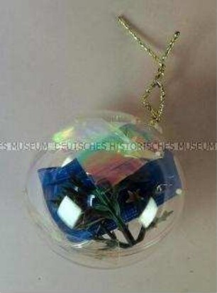 Christbaumschmuck: Kugel mit blauem Kondom