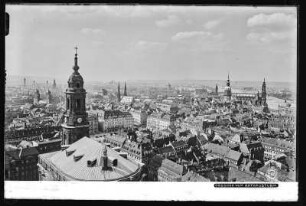 Dresden, Blick vom Rathausturm zur Kreuzkirche