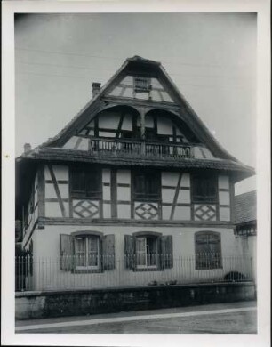 Fachwerkhäuser und Hofanlagen im Elsass