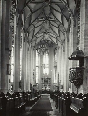 Annaberg-Buchholz, Stadtkirche Sankt Annen, Inneres, Mittelschiff nach Osten