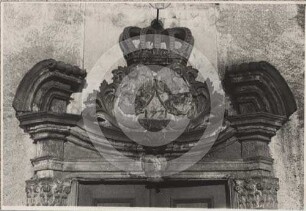Bekrönung eines Portals am Rittergut Dittersdorf