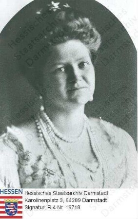 Eleonore Großherzogin v. Hessen und bei Rhein geb. Prinzessin zu Solms-Hohensolms-Lich (1871-1937) / Porträt in Oval, Brustbild
