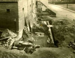 1932 durchgeführten Grabungen an der Barbarossaburg