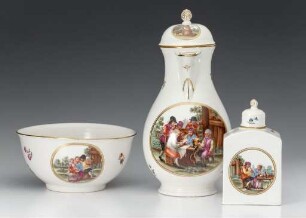 Kaffeekanne mit sieben Landleuten