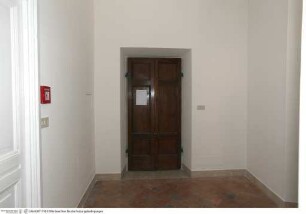 Palazzo Zuccari, Innenräume, Erstes Obergeschoss (primo piano), Kleines Durchgangszimmer (Raum A 2006), Gregoriana-Seite