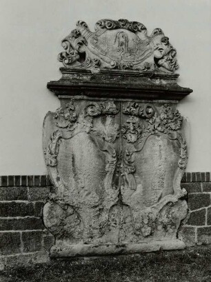 Grabmal für Friedrich Adolf von Ziegler-Kliphausen (gestorben 1707) und Wolf Rudolf von Ziegler (gestorben 1798)