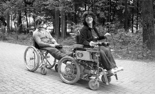 Fahrt mit dem Rollstuhl durch Oberreut