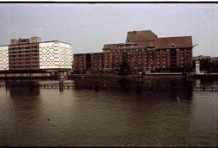 Berlin: Spree mit Oberbaumbrücke; von Südwesten
