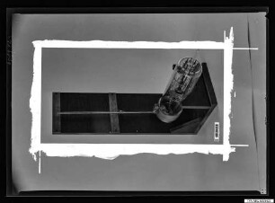Unbezeichnete Apparatur, Teilansicht 1, Retusche, Foto 1960
