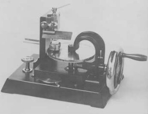 Rotationsmikrotom von Leitz : Technikgeschichte | Physik | Optik | Das Mikroskop und seine Nebenapparate