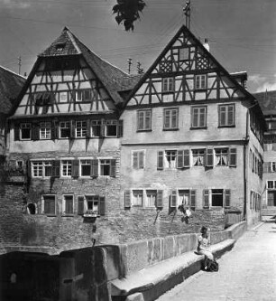 Schwäbisch Hal, Steinerner Weg. Häuser der Uferbebauung an der Kocher