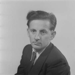 Porträtaufnahmen von Pianist Prof. Dieter Zechlin : Porträt von Dieter Zechlin
