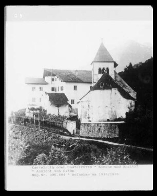 Kirche und Ansitz?