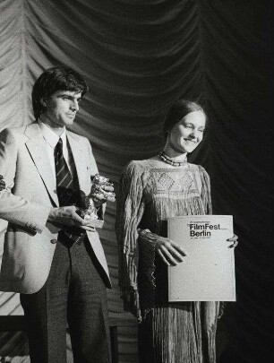 IFF 1977. Preisverleihung. Helma Sanders-Brahms. Silberner Bär