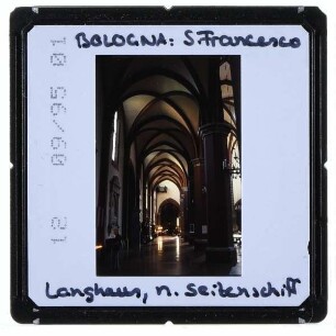 Bologna, San Francesco : Innenansicht, Langhaus, nach Seitenschiff