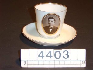 Tasse (Tasse mit Untertasse)