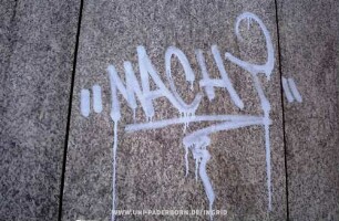 "MACHT"