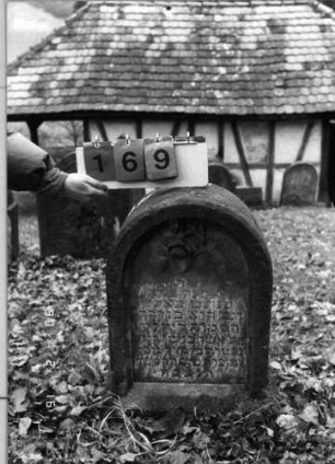 Grabstein 169