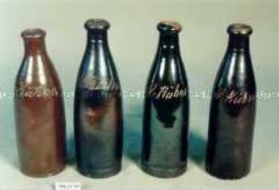 Flasche für Braunbier, mit Ritzschrift "W. Kühne"