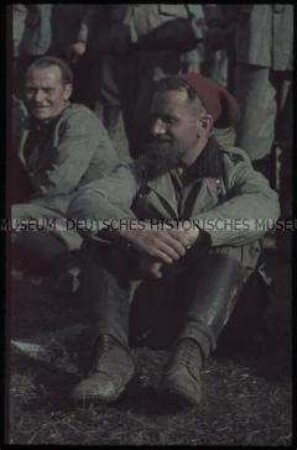 Italienische Soldaten mit Fes