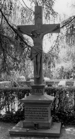 Friedhof, Friedhofskreuz; Kriftel, Frankfurter Straße 75