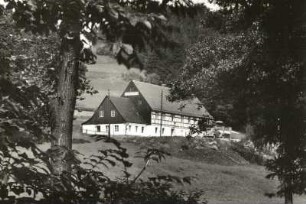 Lichtenberg. Forstgasthof zur Schwingerei im Gimmlitztal. Straßenansicht