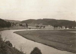 Leisnig. Durchblick vom Riedelsteig über eine Muldenschlinge gegen die Brücke von Klosterbuch