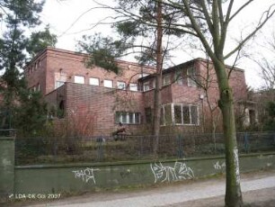 Vereinhaus der Studentenverbindung "Thuringia"; Berlin, Charlottenburg-Wilmersdorf